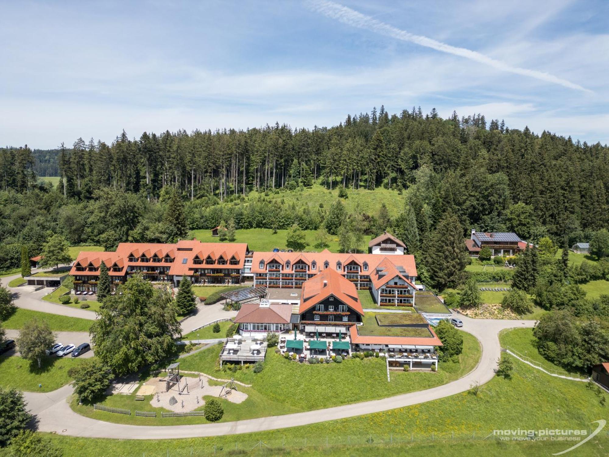 Berghotel Jaegerhof ****S Исни  Экстерьер фото